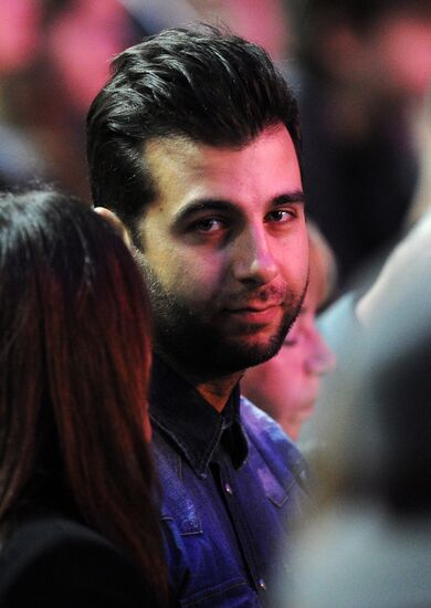 Paul McCartney performs live in Moscow