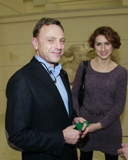 Photo exhibition 'To see the time' by Henry Borovik