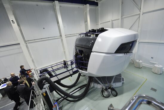 Sukhoi Superjet 100 training center opens