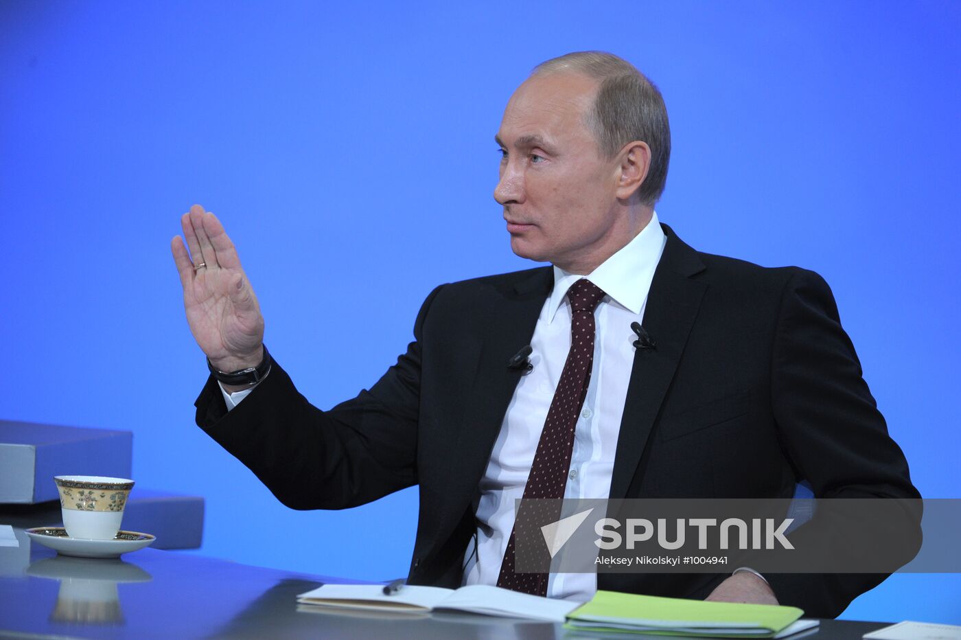 "A Conversation with Vladimir Putin. Continued" live broadcast