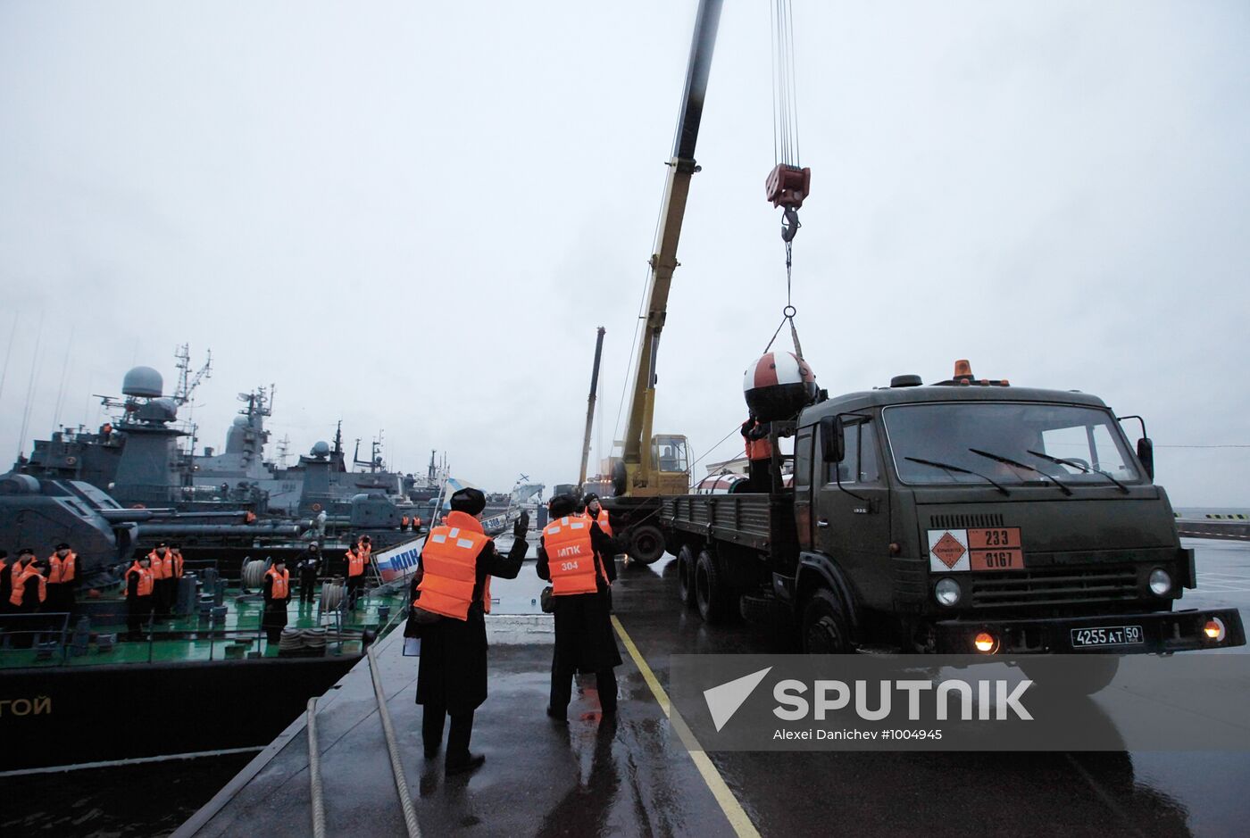 Naval ships in Kronshtadt port prepared for voyage