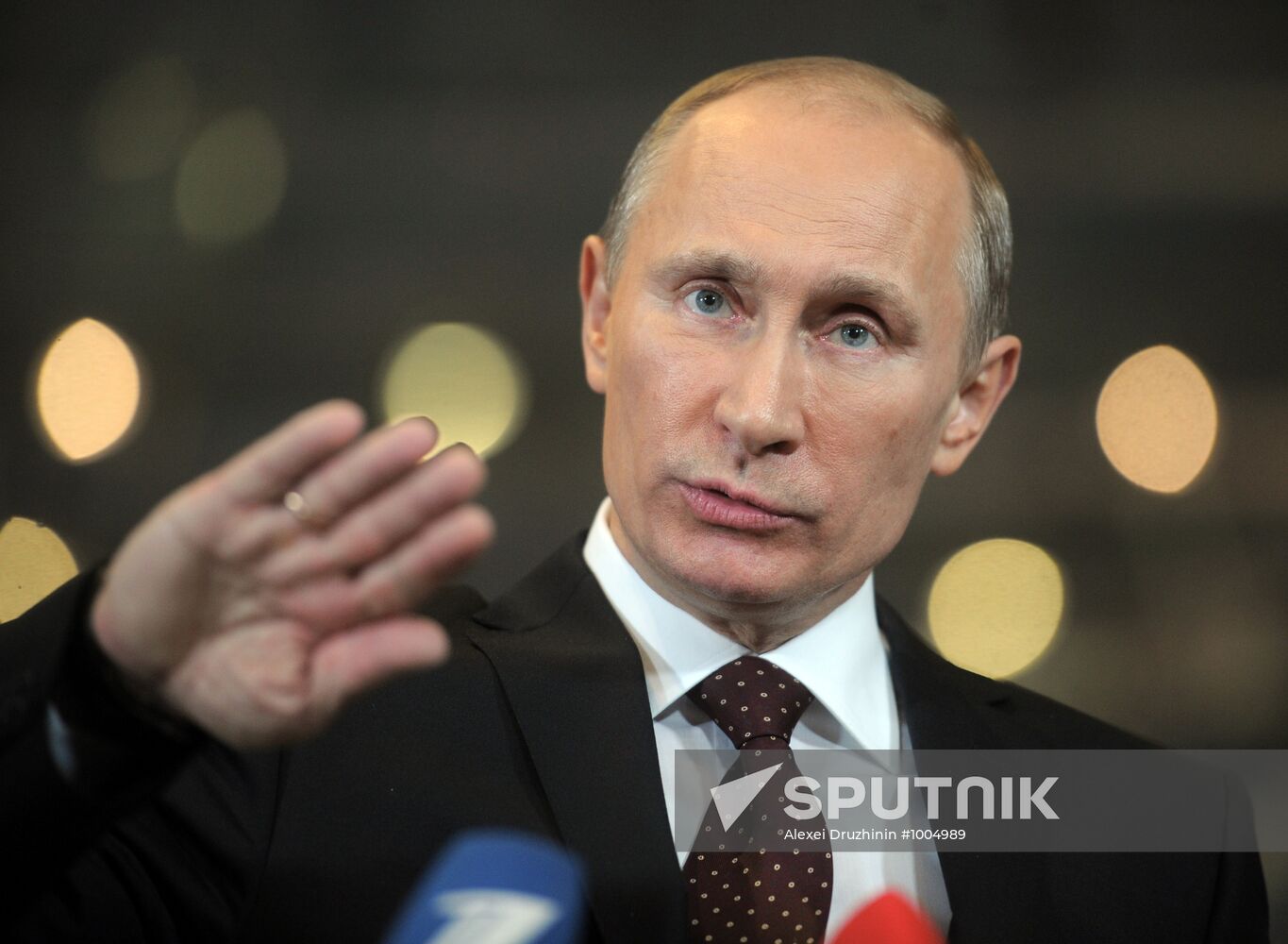 "A Conversation with Vladimir Putin. Continued" live broadcast