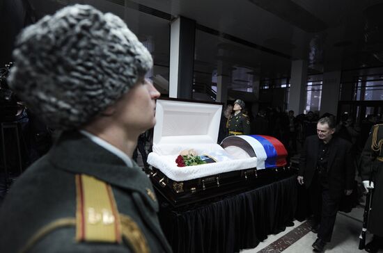 Funeral service for academician Boris Chertok, Korolyov