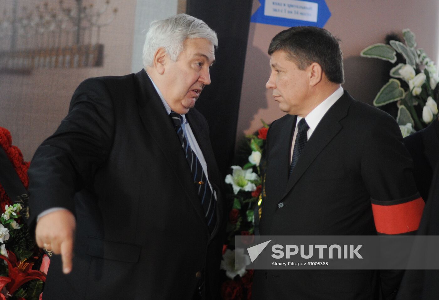Funeral service for academician Boris Chertok, Korolyov