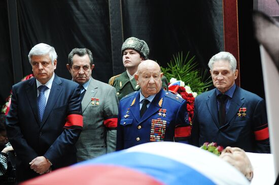 Funeral service for academician Boris Chertok, Korolyov