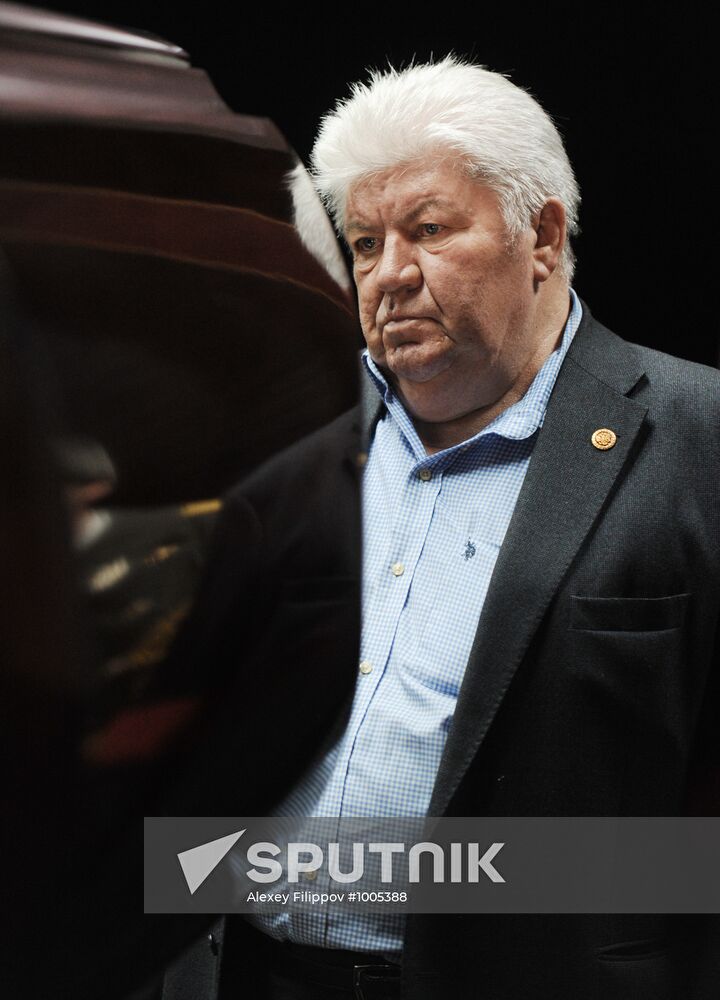 Funeral service for academician Boris Chertok, Korolyov