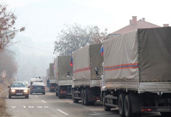 Russian Humanitarian aid convoy stopped at Kosovo border