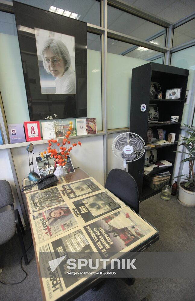 Novaya Gazeta newspaper editorial office at work