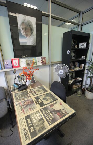 Novaya Gazeta newspaper editorial office at work