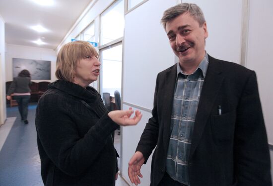 Novaya Gazeta newspaper editorial office at work