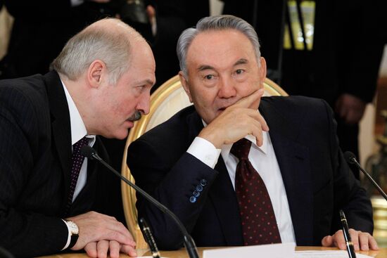 Informal CIS summit in Kremlin
