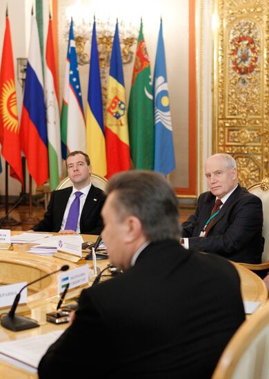 Informal CIS summit in Kremlin