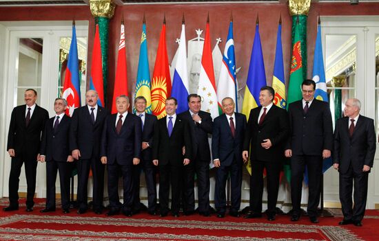 Informal CIS summit in Kremlin