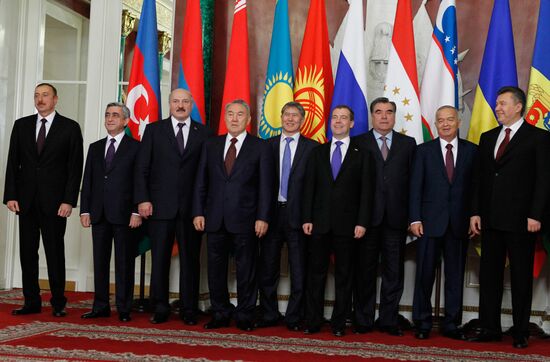 Informal CIS summit in Kremlin