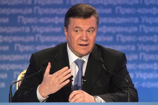 Viktor Yanukovych holds concluding news conference