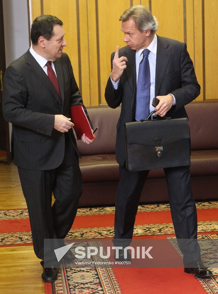 Sixth convocation of Russian State Duma holds meeting