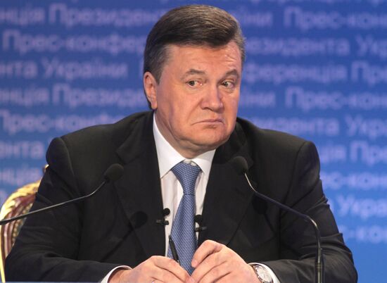 Viktor Yanukovych holds concluding news conference