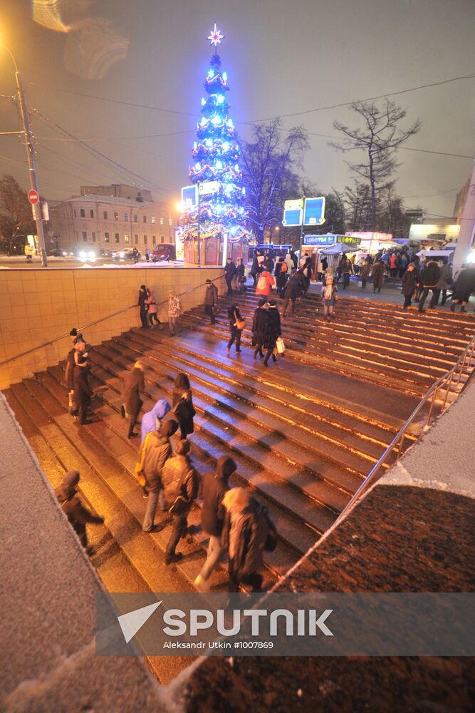 Moscow decorated for New Year