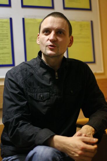 Sergei Udaltsov in magistrates court in the Tver region