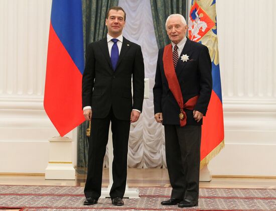 Dmitry Medvedev hands out state awards in Kremlin