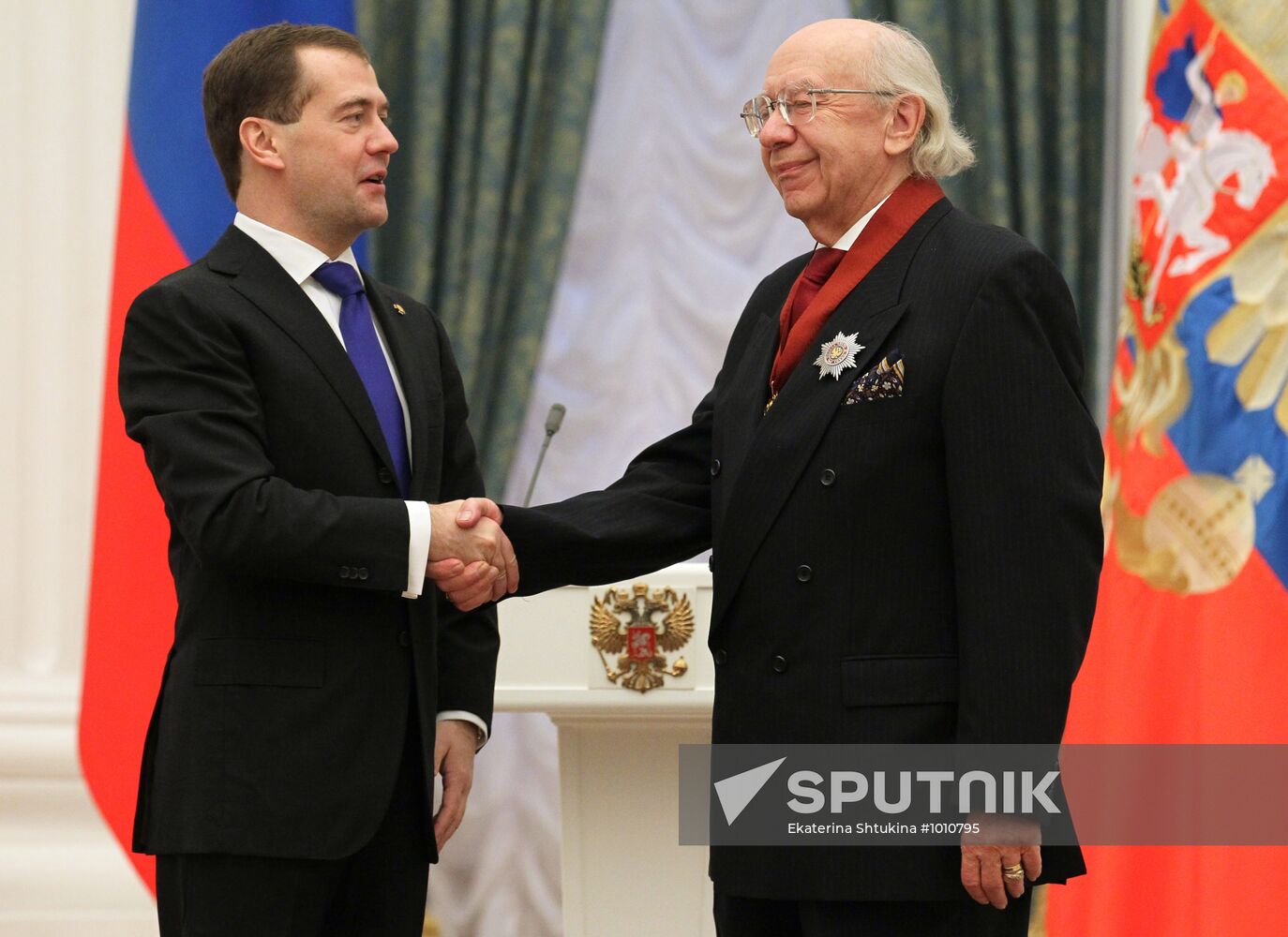 Dmitry Medvedev hands out state awards in Kremlin