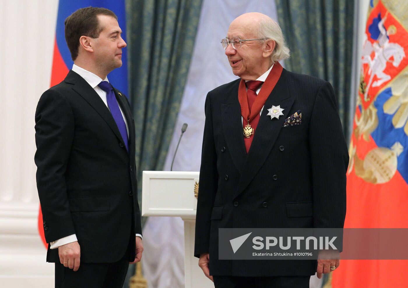 Dmitry Medvedev hands out state awards in Kremlin