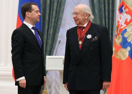 Dmitry Medvedev hands out state awards in Kremlin