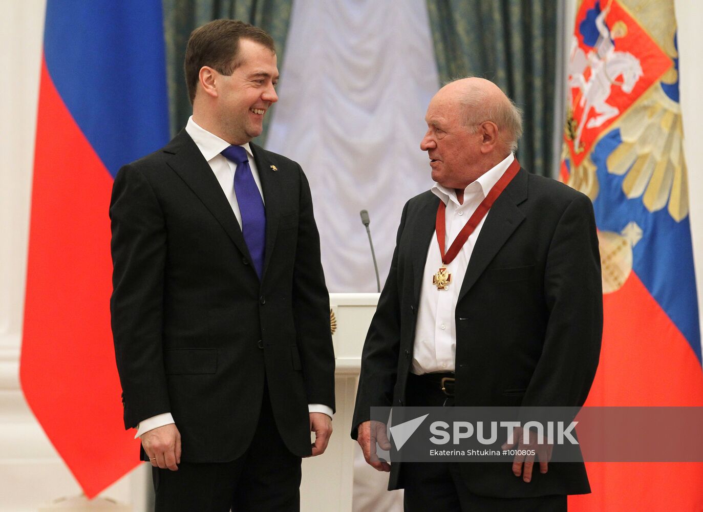 Dmitry Medvedev presents state awards in Kremlin