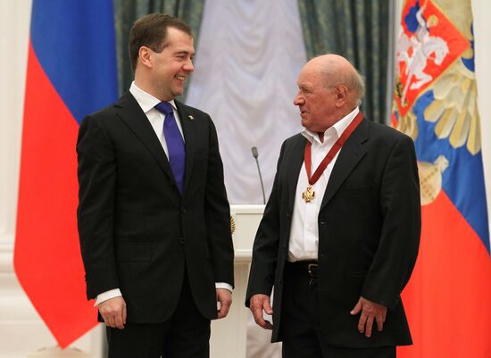 Dmitry Medvedev presents state awards in Kremlin