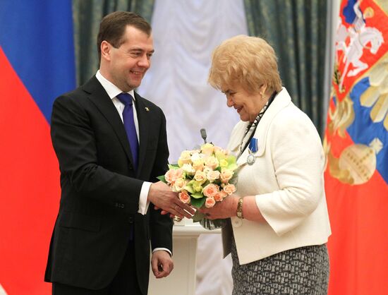 Dmitry Medvedev presents awards in Kremlin