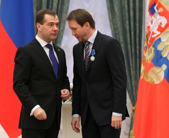 Dmitry Medvedev presents state awards in Kremlin