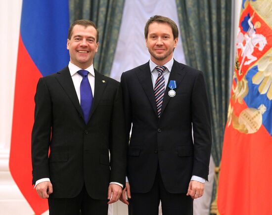 Dmitry Medvedev presents state awards in Kremlin