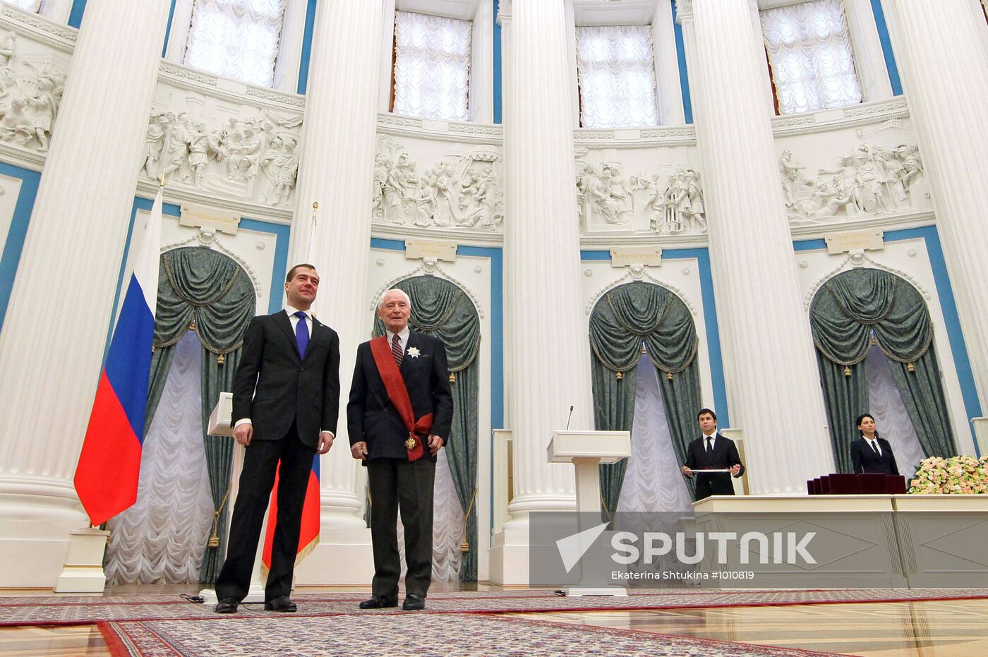 Dmitry Medvedev presents awards in Kremlin