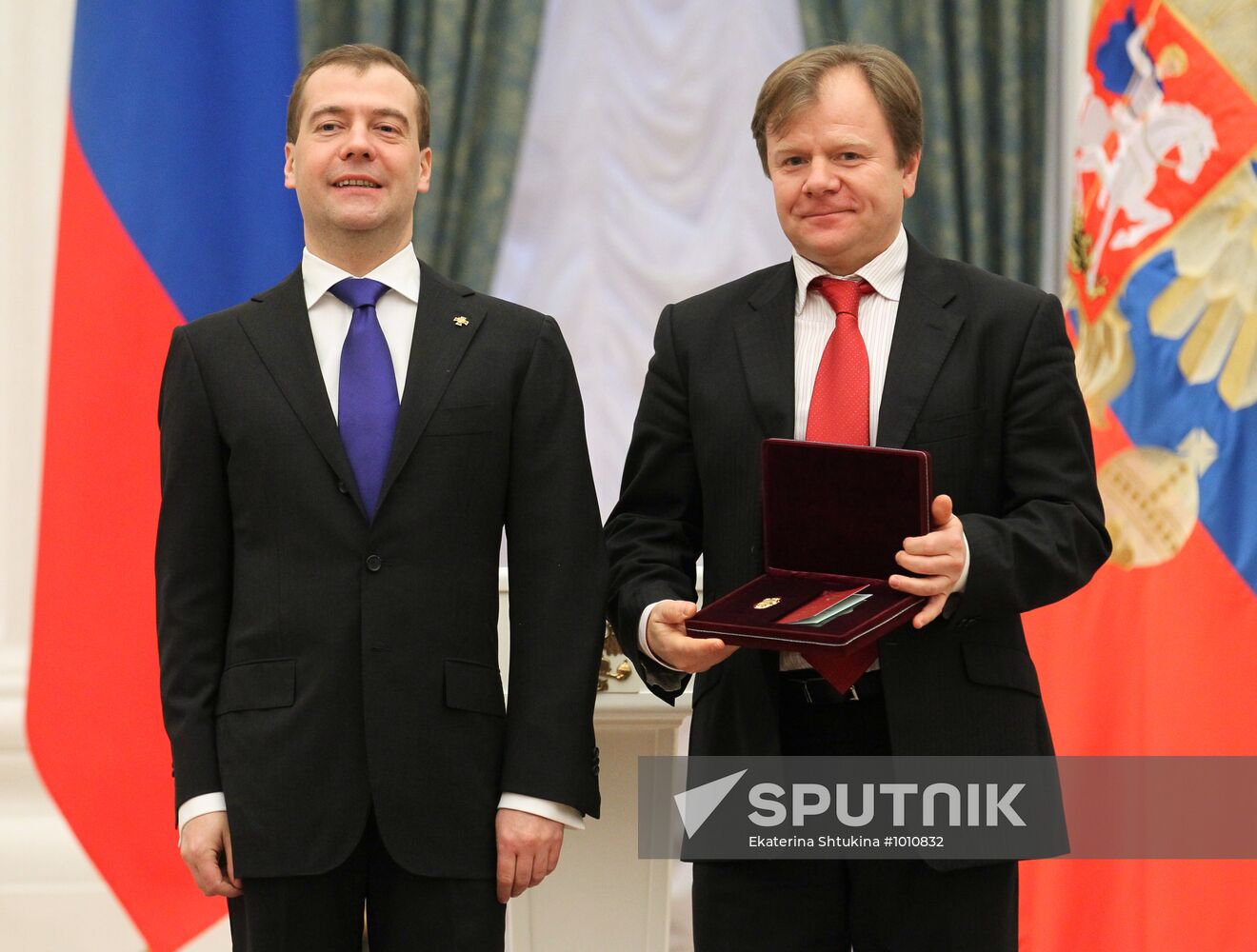 Dmitry Medvedev presents awards in Kremlin