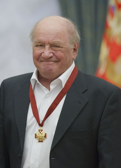 Dmitry Medvedev hands out state awards in Kremlin