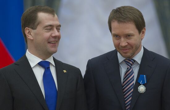 Dmitry Medvedev hands out state awards in Kremlin