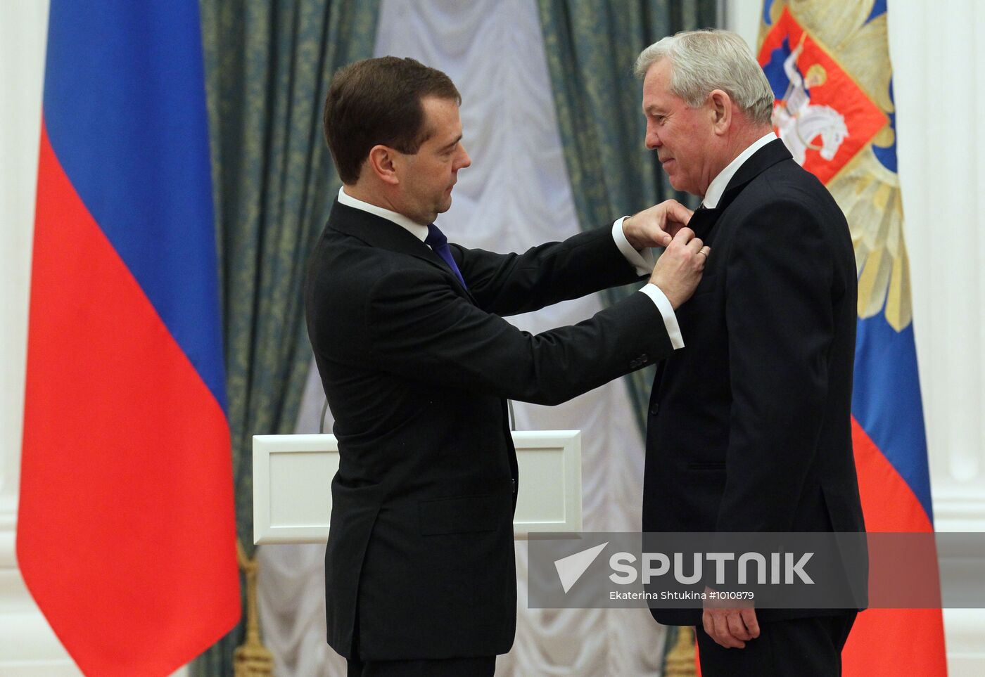 Dmitry Medvedev hands out state awards in Kremlin