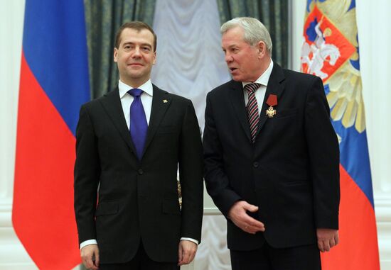 Dmitry Medvedev hands out state awards in Kremlin