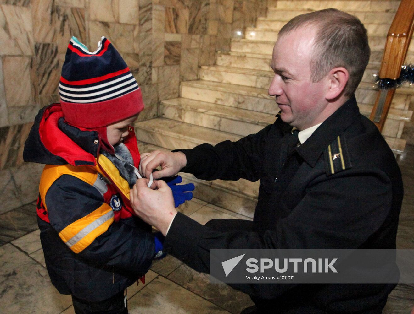 New Year party for children of military personnel