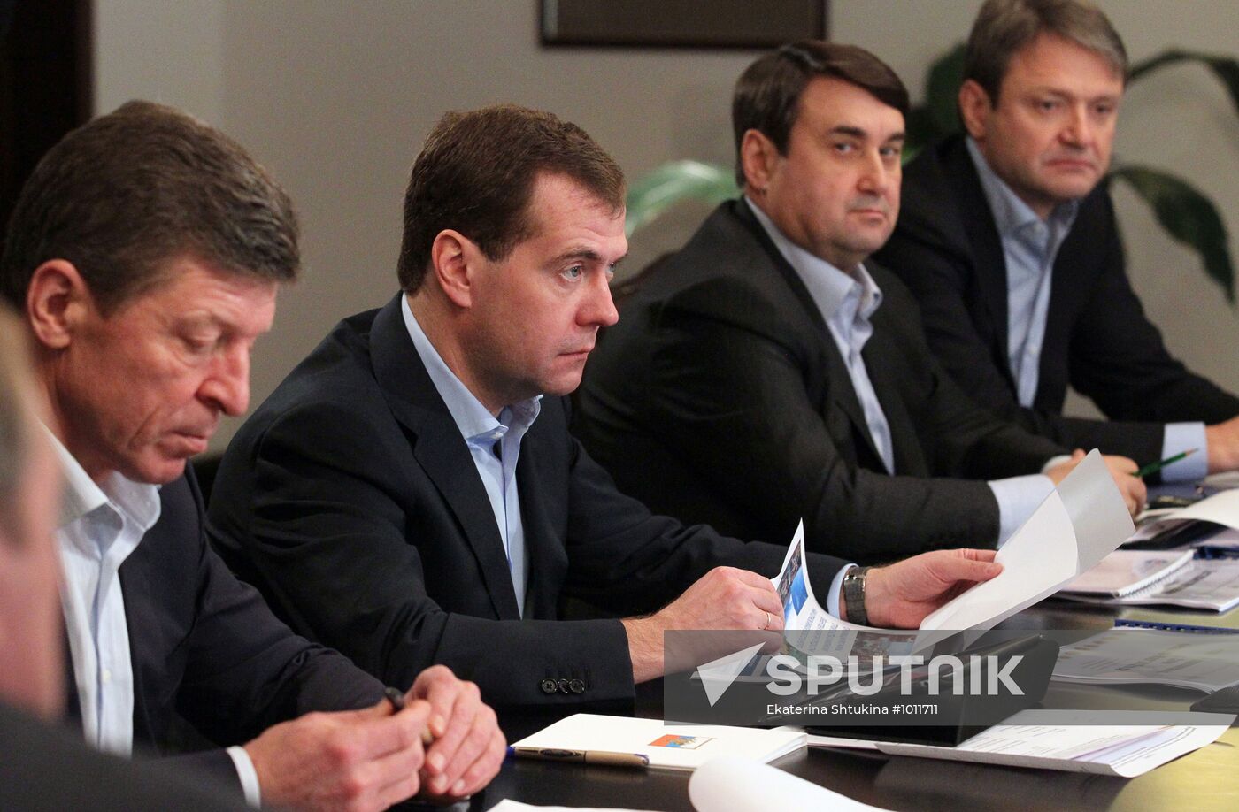 Meeting on construction of facilities for 2014 Sochi Olympic
