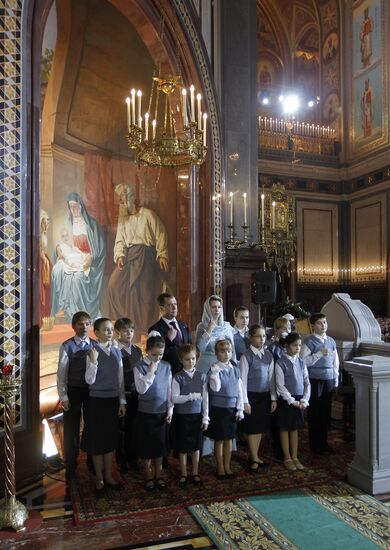 Dmitry Medvedev at Christ the Saviour Cathedral Christmas mass