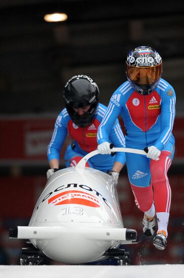 Bobsleigh World Cup. Fourth Round. Two Women Bobs