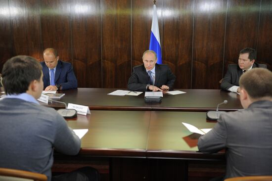 Vladimir Putin meets with fishing associations representatives