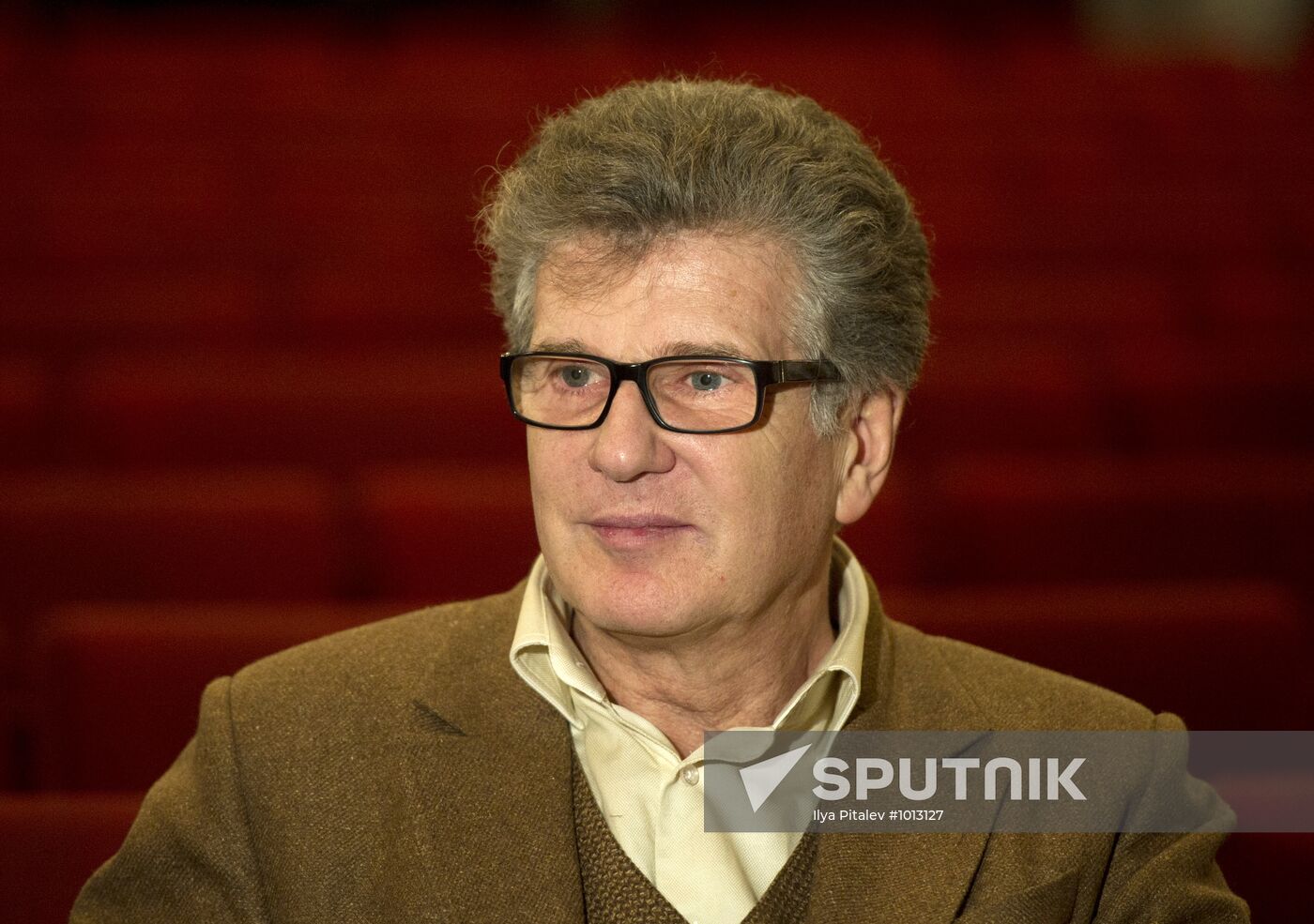New director of Mayakovsky Theater introduced