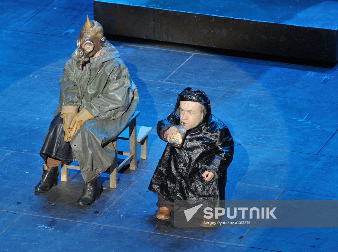 Media preview of play "Circo Аmbulante" at Theatre of Nations