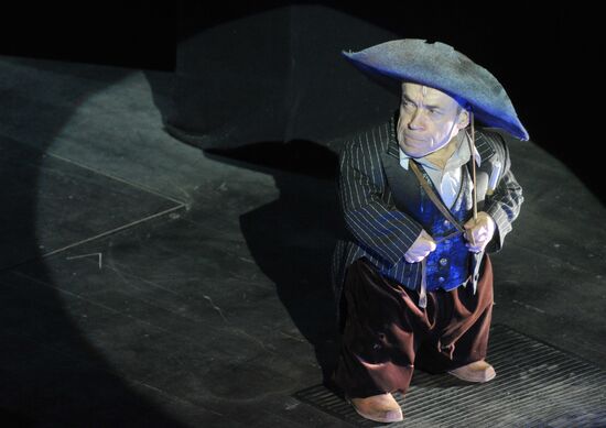 Media preview of play "Circo Аmbulante" at Theatre of Nations