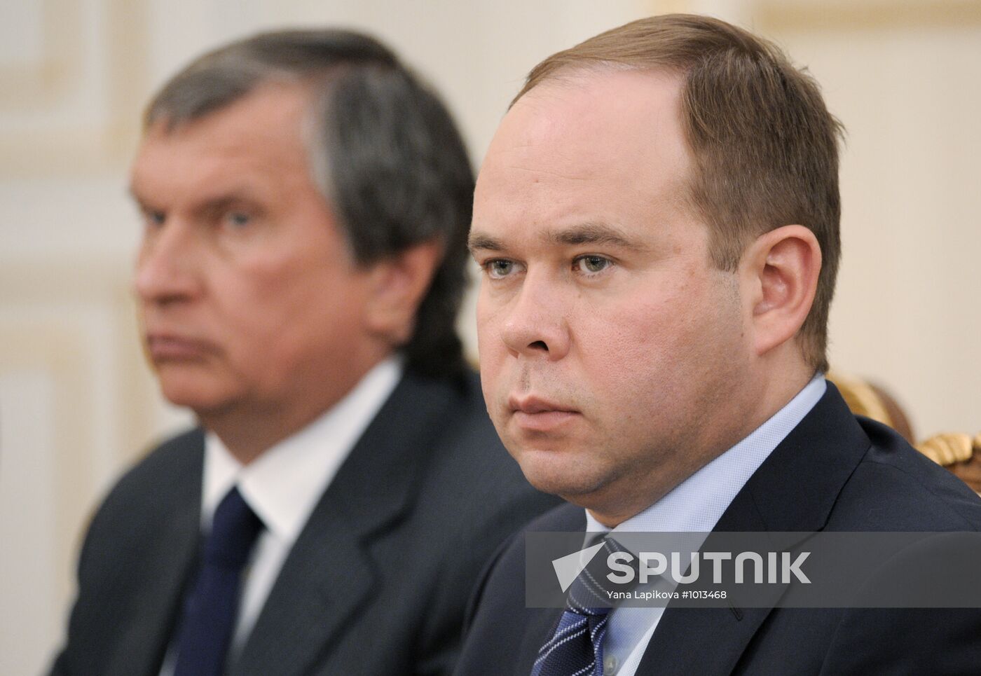 Vladimir Putin conducts Government Presidium meeting