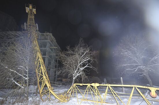 Two tower cranes collapse on construction site, Podolsk