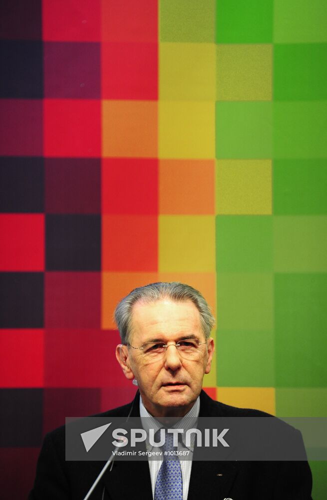 News conference with IOC President Jacques Rogge