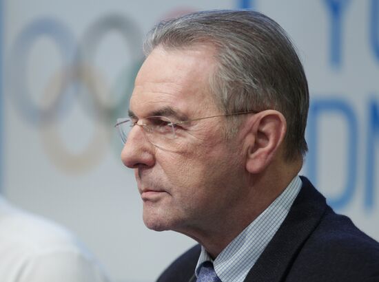 News conference with IOC President Jacques Rogge